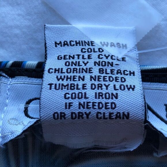 Carmen beautiful multi-color blouse 3/4 sleeve blk/purp/grn twist at neck NWT L - Picture 4 of 7